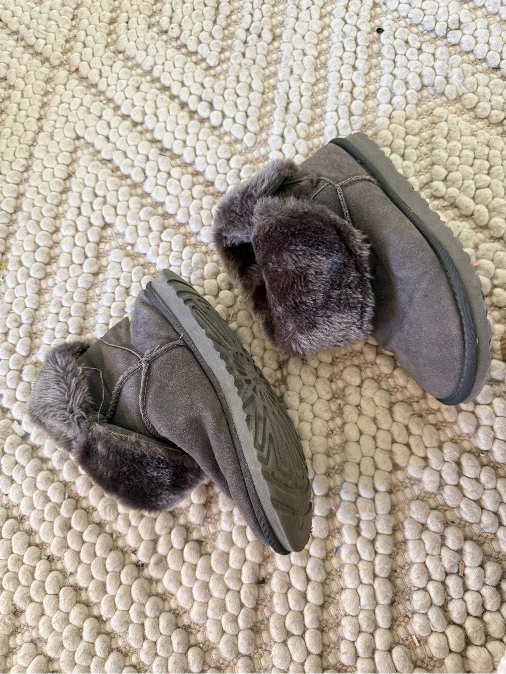 UGG suede  Faux Fur Lined Women's boots size 9